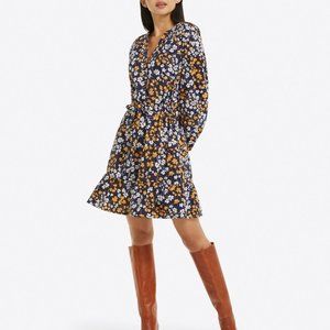 Lucinda Popover Dress in Fall Field Flowers! | Draper James | Size Medium